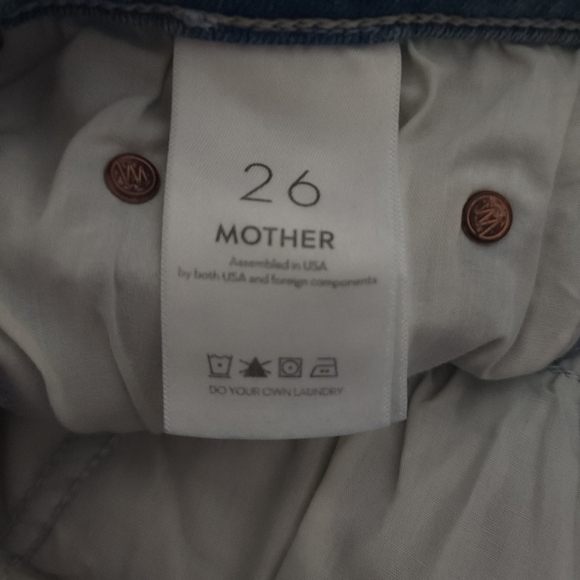 Mother High Waisted Rider Skimp Jeans in Dreamer - Picture 6 of 11